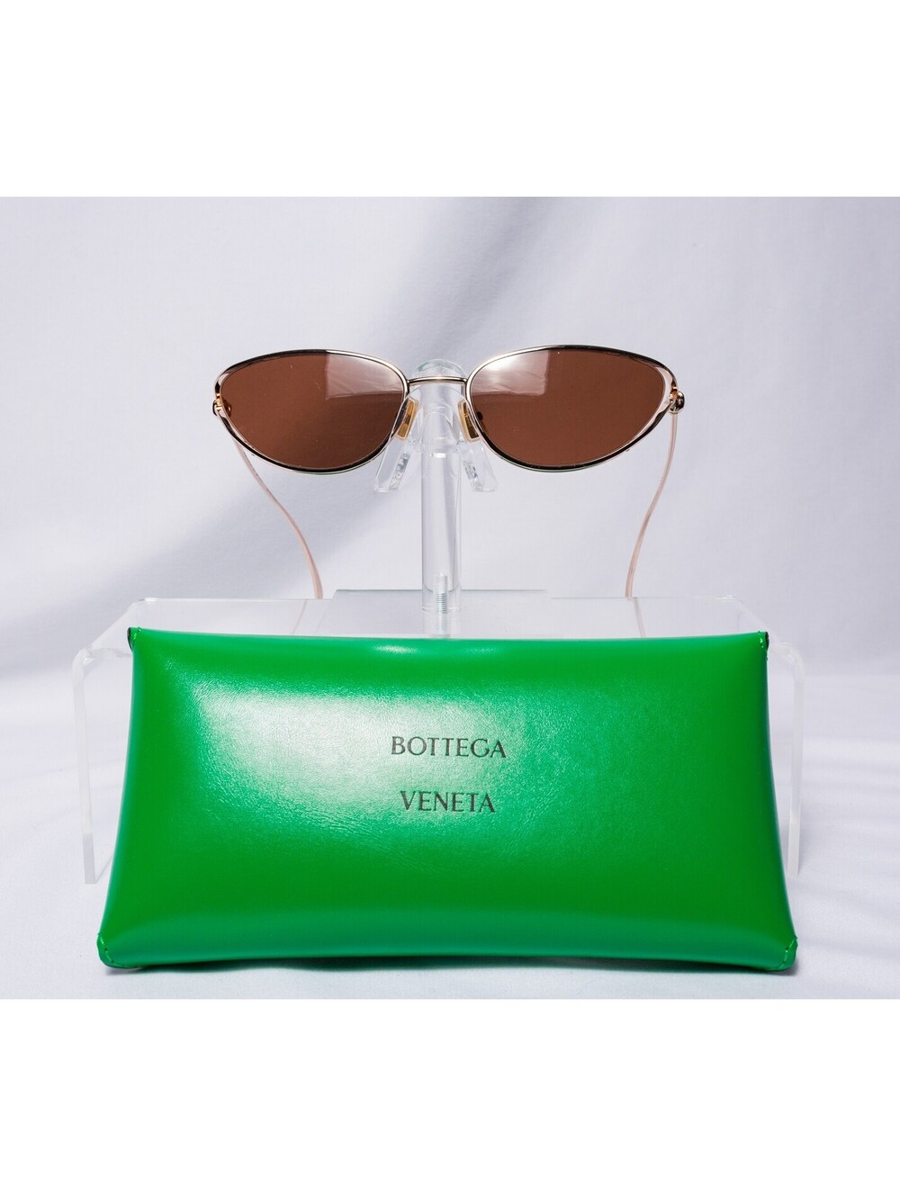 Bottega Veneta Narrow Oval Gold Gold